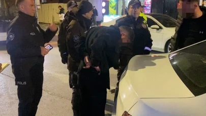 Sokak ortasında silahlar konuştu: Alacak verecek tartışması cezaevine sürüklendi