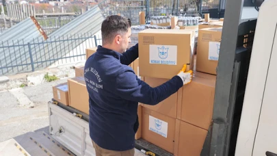 Konak ilçesinde bulunan okullara hijyen ve kişisel bakım malzemeleri desteği verildi