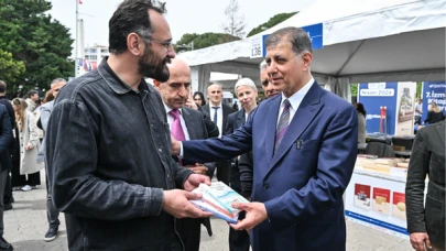 İzmir Kitap Fuarı'nda İZKİTAP'ın Katılımıyla Heyecan Dorukta!