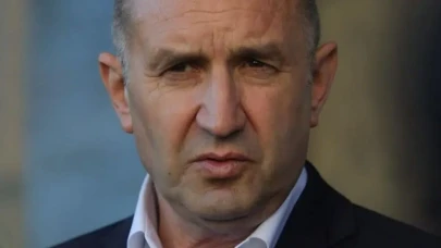 Bulgaristan seçimlerini kazanan Rumen Radev kimdir?