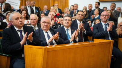 Edremit heyeti, Türkiye Büyük Millet Meclisi'nde Özel ile görüştü