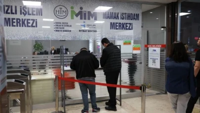 Mamak ilçesinde iş arayanlar ile işverenler aynı noktada buluştu ve istihdam sağlandı