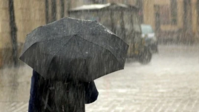 Meteoroloji Genel Müdürlüğü (MGM), Türkiye'nin çeşitli bölgelerinde kuvvetli yağışların beklendiğini duyurdu