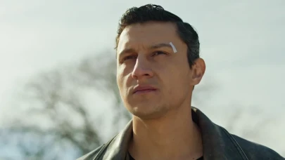 Uzak Şehir Şahin'in diziden ayrılma sebebi belli oldu mu? Alper Çankaya'nın ayrılışının perde arkası!