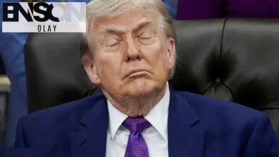 Trump'ın tartışmalı karesi sosyal medyayı salladı: 'Uykusuzluğa çare göz kırpma mı?'
