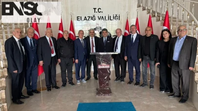 Türk Dünyası Gazeteciler Federasyonu temsilcilerinden oluşan heyet, Elazığ Valisi Numan Hatipoğlu'nu ziyaret etti