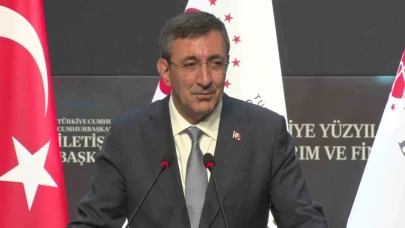 Türkiye, 23 Yıllık Ekonomik Başarısını İstanbul'da Kutladı: Rakamlarla Desteklenen Kalkınma Hikayesi Öne Çıktı