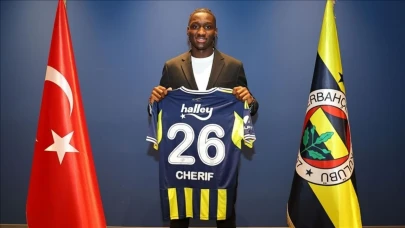 Fenerbahçe, Sidiki Chérif'in Durumunu Değerlendiriyor! Zorunlu Satın Alma Opsiyonu Gündemde mi?