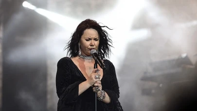 Ünlü rock şarkıcısı Şebnem Ferah'ın konser biletleri, sadece yarım saat içinde kapış kapış gitti!