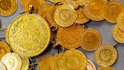 Altın fiyatları bugün hızla yükseliyor! Gram, çeyrek ve ons altın fiyatları rekor seviyelere ulaştı. Sizce yatırımcılar ne yapmalı?
