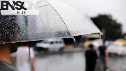 Meteoroloji'den verilen sarı kodlu uyarıya göre Türkiye'nin genelinde şiddetli yağış ve fırtına bekleniyor
