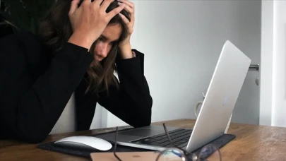 10 yıllık araştırma kanıtladı: İş stresini düzenli uyku bitiriyor