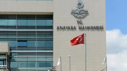 Emeklilerin dosyası Anayasa Mahkemesi'nde... Emekliye seyyanen zam çıkacak mı?