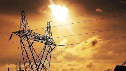 EPDK'nın raporuna göre elektrikte yaşanan kesintiler ve doğal gazda yaşanan bağlantı sorunları dikkat çekiyor