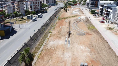 Kepez Belediyesi, Fevzi Çakmak Mahallesi'nde benzersiz bir peyzaj düzenlemesiyle yeni bir kanal boyu park projesi hayata geçiriyor