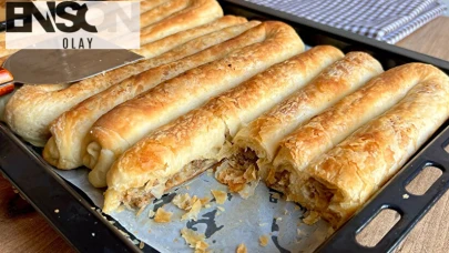 Kahvaltı Sofralarının Yıldızı: İçi Kavurmalı, Üzeri Çıtır Çıtır Börek Tarifi!
