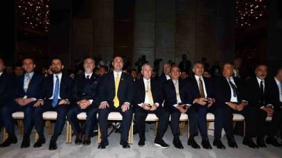Fenerbahçe'nin eski başkanı Aziz Yıldırım: "Fenerbahçe için en büyük sezon başlamıştır" dedi