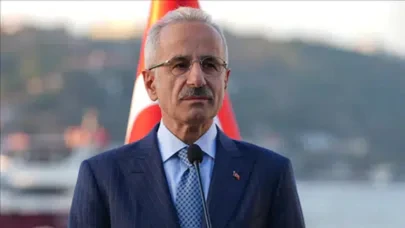 Ulaştırma Bakanı Uraloğlu'nun nisan ayı verilerine göre limanlarda yük elleçleme rekoru kırıldı!