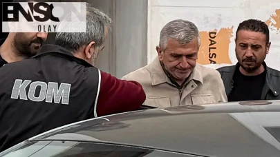 Düzce'nin sıcak gündemi: Akçakoca Belediye Başkanı Fikret Albayrak görevden alındı!
