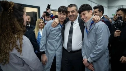 Yusuf Tekin'in verdiği bilgiye göre her 100 öğrenciden 43'ü bu okulları tercih etti!