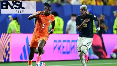 Lincoln Financial Field'da tansiyon tavan yaptı: Singo ve Valencia arasında sert kavga!