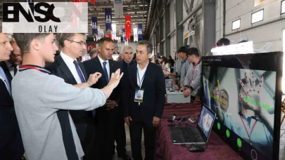 Erzurum’da Geleceğin Ustaları Sahne Aldı: Üretim Heyecanı Kongre Merkezine Taşındı