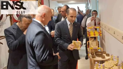 İskilip'te marifetli eller görücüye çıktı: Bir yılın emeği sanat şölenine dönüştü