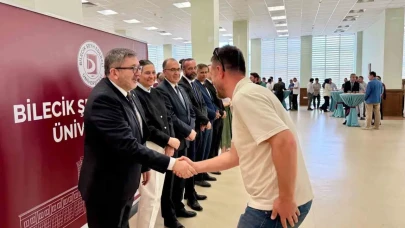 Bilecik Şeyh Edebali Üniversitesi (BŞEÜ) mensupları bayram sevinciyle bir araya geldi