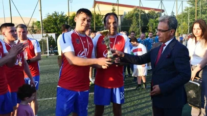 Sahalarda infaz koruma rüzgarı: Şampiyonluk kupası Aliağa’da sahibini buldu