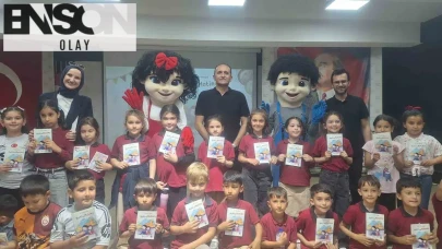 Minik okurları heyecanlandıran buluşma: Moti ve Motimu'nun yazarı Altıntaş'ta minik okurlarla buluştu