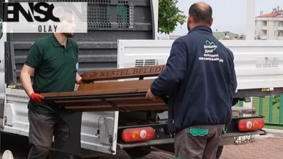 Kestel Belediyesi, estetik ve tasarrufu buluşturarak kendi atölyesinde üretim yapıyor.