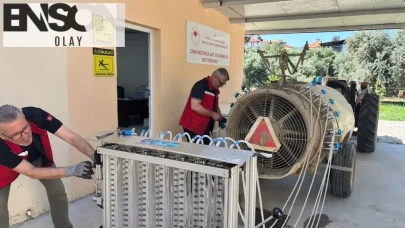 Manisa'da Sofralık Üzüm Kalitesini Artırmak İçin İlaçlama Makinelerine Bilimsel Ayar Getirildi