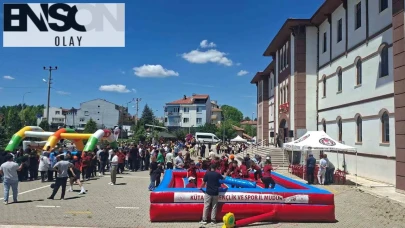 Hisarcık’ta hareketli hafta sonu: Hükümet Konağı bahçesi spor şenliğine dönüştü
