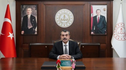 Bakan Tekin: Hedefimiz etik değerlere sahip ve sorumluluk bilincine sahip gençler yetiştirmek