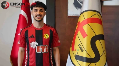Eskişehirspor'dan çifte imza : Ahmet Lütfi Kara ve Arda Okumuş ile anlaşma sağlandı