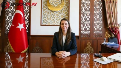 Van Gürpınar'ın ilk kadın kaymakamı görevine başladı