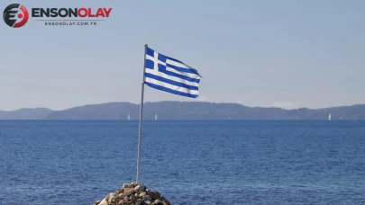 Yunanistan'ın Girit Adası'nda Büyük Bir Orman Yangını Başladı