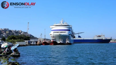 Astoria Grande kruvaziyeri Samsun Limanı'na demirledi