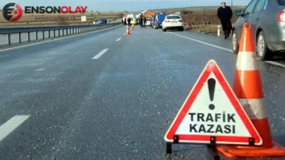 Afyonkarahisar'da kaza : Karı koca öldü, bebekleri ağır yaralı
