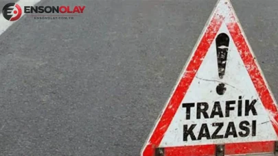 Antalya Manavgat'ta motosiklet kazası : Sürücüler yaralandı