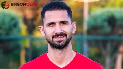 Fatih Karagümrük, transferin resmi olarak duyurulmasıyla Emre Akbaba'yı kadrosuna kattı!