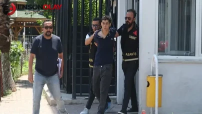 Antalya'da dehşet anları : 'İçine şeytan girdi' diyerek iki ablasına saldırdı