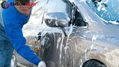 Mobil oto yıkama sektöründe günlük kazançlar artıyor: İşte nasıl çalışıyorlar ve ne kadar kazanıyorlar?