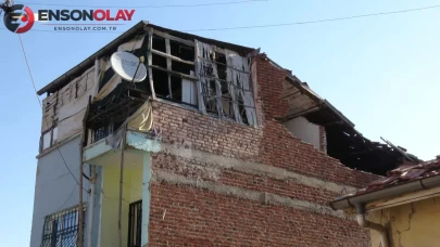 Malatya'da yaşanan deprem korkusu: Bir müstakil evin duvarında kısmi çökme meydana geldi