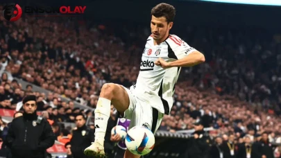 Beşiktaş'ta üç ayrılık birden açıklandı : Salih Uçan, Asllani ve Jota Silva'ya veda