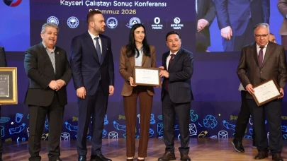 Kayseri Büyükşehir Belediyesi, 'Sıfır Atık' Projesi kapsamında plaket aldı