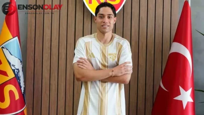 Kayserispor, Talha Sarıarslan ile nikah tazeledi : 3 yıllık yeni sözleşme imzalandı
