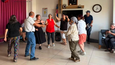 Mersin’de Emekliler Günü Kutlamaları Coşkuyla Gerçekleştirildi
