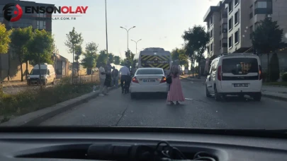 Eskişehir'de trafik kazası : Otomobil servise çarptı