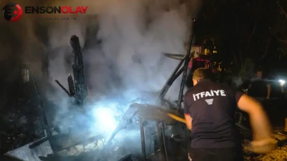 Bilecik'te evin yanındaki depoda yangın
